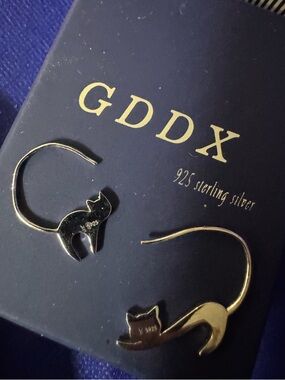 Urban Outfitters Gold Cat Hoop Earrings